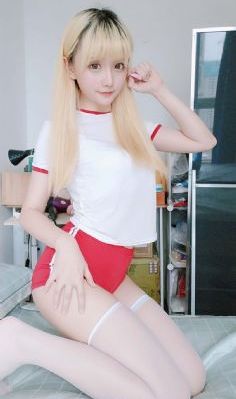 啄木鸟法国空姐
